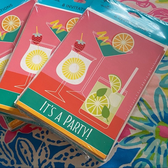 Party Invitations - Set of 24 (3 packs) Hallmark Cards - Picture 2 of 7